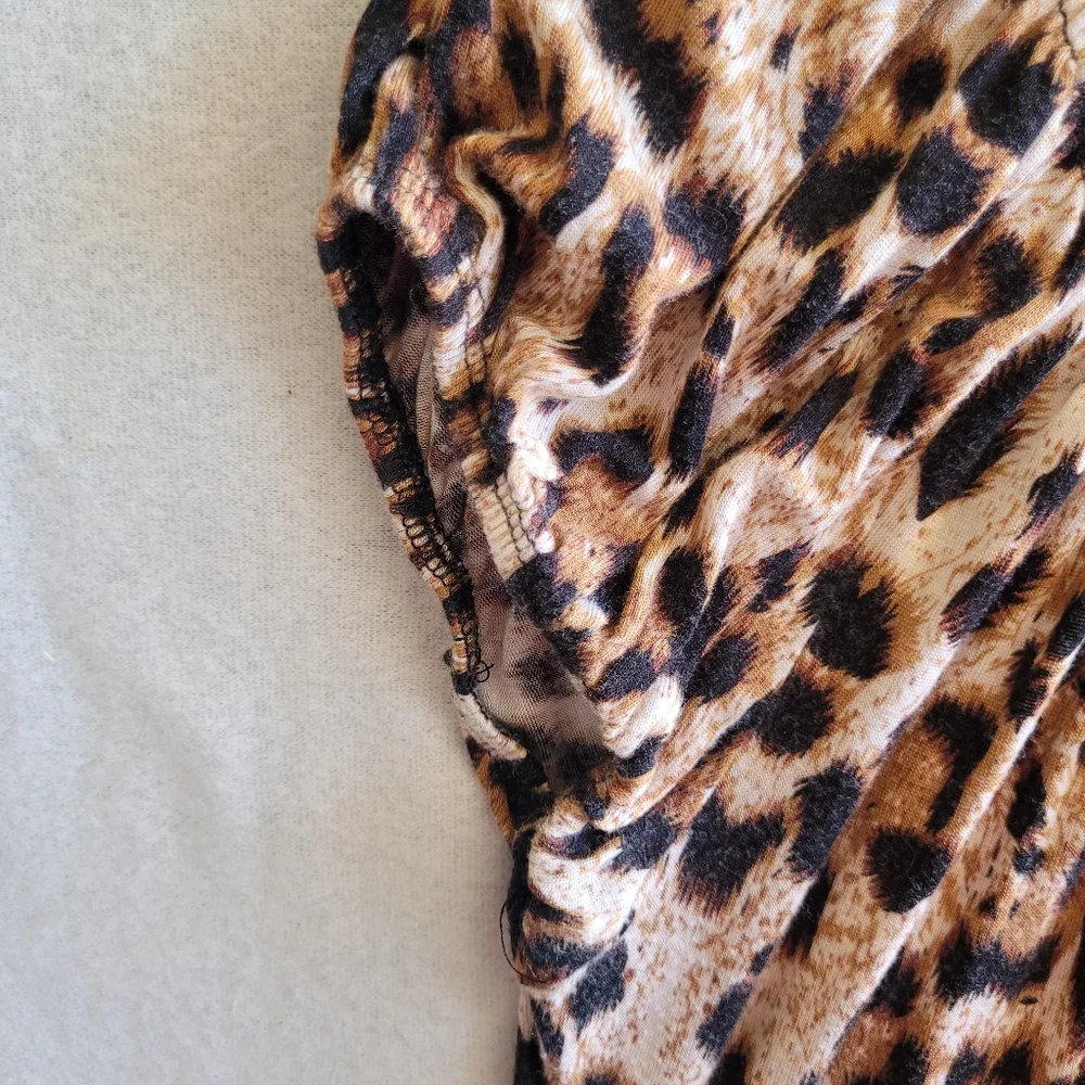 Off The Shoulder Animal Print Top Size M - Picture 3 of 4